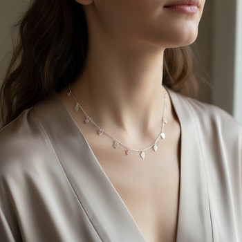 20-inch matinee chain on knit