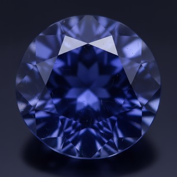 Deep blue sapphire under daylight