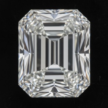 Emerald cut stone with step facets